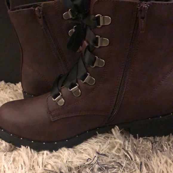 American Heritage NWT sz 7.5 Zip Up Booties Ribbon - Picture 6 of 6